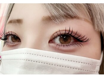 ユユサロン(youyu salon)/上下束感フラットラッシュ/LED