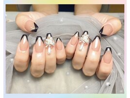 個性派 BLACK 変形フレンチ