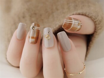 エムスラッシュ センター南(M.SLASH)/チェックネイル