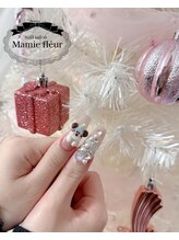 マミーフルール(Mamie fleur)/リルリンリン/クリスマスネイル