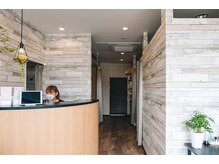 サロン ド キュア(salon de cure)/Salon de Cure