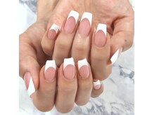 ブルーミィ ネイルズ(Bloomie nails)の雰囲気（当店リピート率No.1の白フレンチ！）