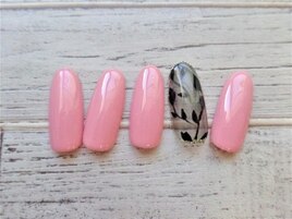 手描きフラワーシルエットネイル