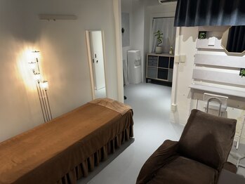 ミュア(myua.)/サロン風景