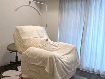 エプム(Yepum)の写真/完全個室◆お悩みやデザインについて相談しやすいマンツーマン施術でとびきり可愛い目元に!!四ツ橋駅すぐ◎