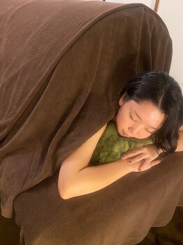 トータルボディデザインサロン ひとしらず/温熱ドームでデトッッックス！