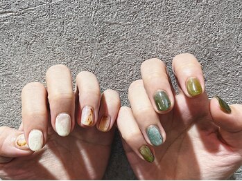 シー(Shhh...)/アシメニュアンス