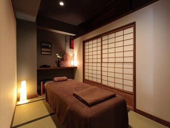 京都ほぐし整体 はんなり 京都四条烏丸店/お部屋は全室個室（畳の個室）