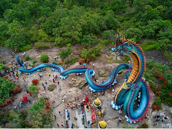 アジアンリラクゼーション ヴィラ 大橋店(asian relaxation villa)/タイ：山の上に位置する寺院