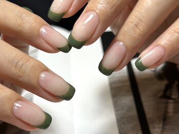 デューネイルスタジオ(dew nail studio)/カーキ フレンチ
