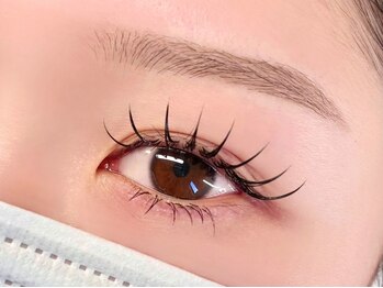 マツ(MATSU)の写真/これまで約4000人を施術してきたからこそ出来る！お目元の形に合わせたオーダーメイドデザインを、ご提供♪