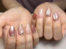 レノヴィア(Re:novia)の雰囲気（夏に人気の貝殻ネイル×ピンクマグネットネイル♪）