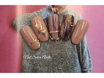 ネイルサロン アミティエ(Nail Salon Amitie)/チェーンパーツ×縦グラデnuance