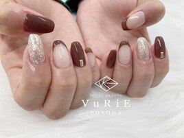 ブラウンフレンチネイル