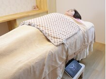 ミナ(MINA)/宝石岩盤浴