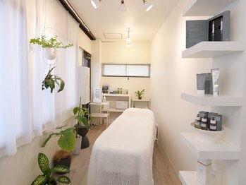 シュリ(Shri)/毛穴サロン/ハーブピーリング