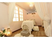 ニコリ(Nicori)の雰囲気（【那覇市繁多川】美容室の1室くつろげます♪）