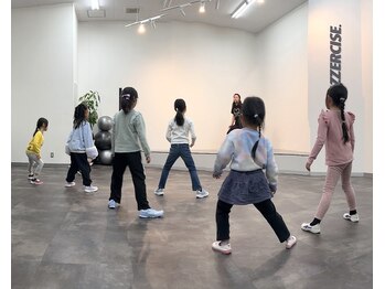 ジャザサイズスタジオ 山梨韮崎/ジュニアクラスレッスンの様子1