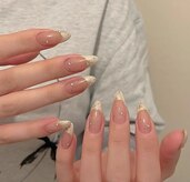 リサネイル(LISA NAIL)