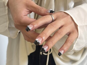 ディプティモイラネイル(dipty MOILA Nail)/一癖フレンチ