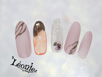 レオニー(Leonie)/フルーツ×バレンタインネイル