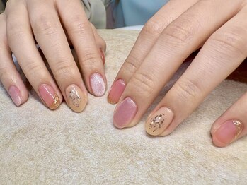 ルダリドゥー 東銀座店(Le Dali Deux)/トレンドアート11000円