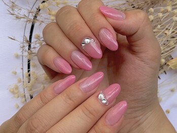 クイーンネイル(QUEEN NAIL)/ピンクグラデーション