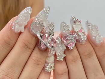 IYOU NAIL〈アイユネイル〉【長さだし/ワンホン/持ち込み/マグネット】の写真/パーツ&シール付け放題で理想のデザインに☆持ち込みデザインもOKでこだわり派も大満足◎[つけ放題]