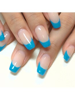 海外ガール風ブルーフレンチ