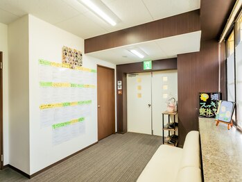 頭スッキリ整体サロン 伏見店/フロント