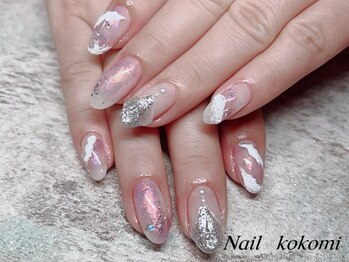 ココミ(kokomi)の写真/【フレンチ・グラデ￥5500/10本アート￥8800】最旬デザインのアートネイルがオススメ！