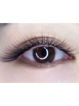 ボリュームのある目元にしたい