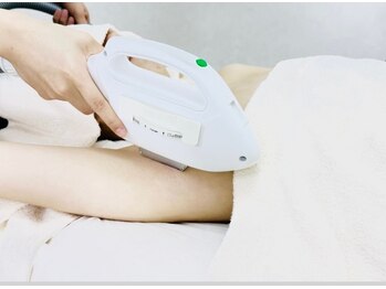 ビューティサロン ココモ(Cocomo)の写真/全身脱毛はもちろんパーツごとの脱毛もOK/幅広い年齢層に人気VIO脱毛/届かない箇所はプロにお任せ