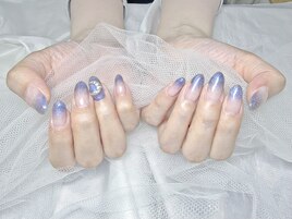 推しネイル 月ネイル