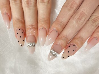 Dallon nail salonの写真/ゆったりくつろげるプライベート空間│カラーやデザインなどじっくり相談できます◎