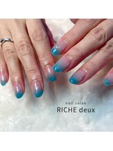 リッシュ ドゥ(RICHE deux)/スカイブルーのグラデーション