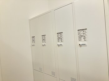 ラヴァンス(L'avance)/ダイヤル式ロッカー 男女別