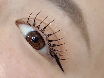 カレン アイビューティー(Karen Eyebeauty)/モチに自信あり