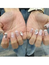 サララ(SALALA)/デザインネイル♪