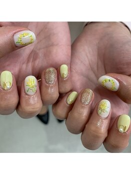 ミモザ／手描きアート／春ネイル