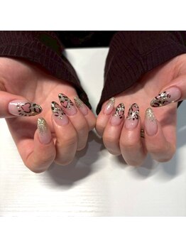 ヒョウ柄ネイル/ハートネイル