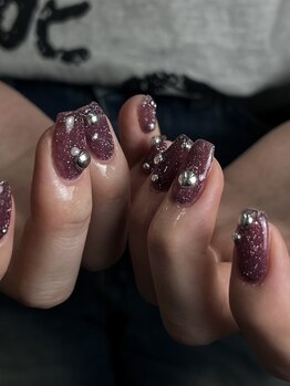 ランプネイル(LAMP nail)/ワンカラー+スタッズ