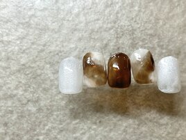 《Nuance Nails》