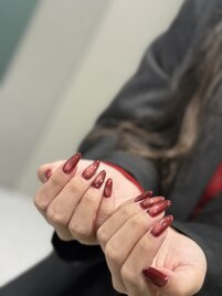 深紅マグネットネイルデザイン