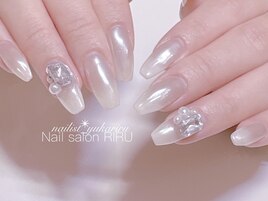 白グラデーションネイル