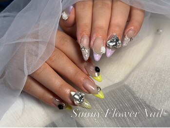 サニーフラワーネイル(Sunny Flower nail)/
