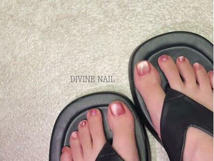 ディバイン ネイルズ(DIVINE NAILS)の写真