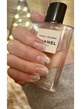 エフツー(F2)/ラグジュアリー