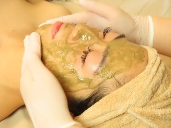 光癒(コウユ)の写真/韓国で有名な質の高いハーブピーリング◎毛穴/しわ/シミ改善を図り、ハリと艶のある自信のもてる肌を叶える