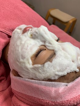 スワン(swan)の写真/スタッフイチ推し!!【フットマッサージ付☆泡洗顔シェービング70分¥9900→¥6900】ギトギト毛穴徹底洗浄★